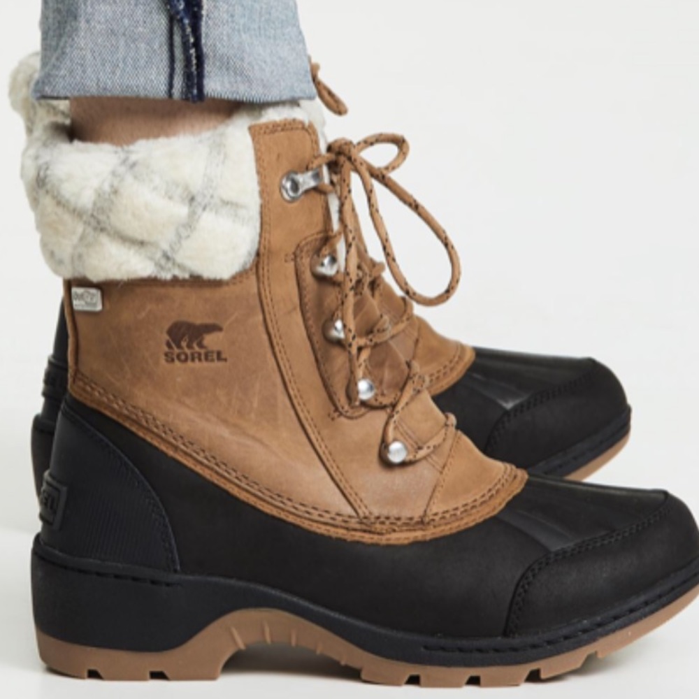 Sorel Shearling Boots seen on Kristen Cavaleri